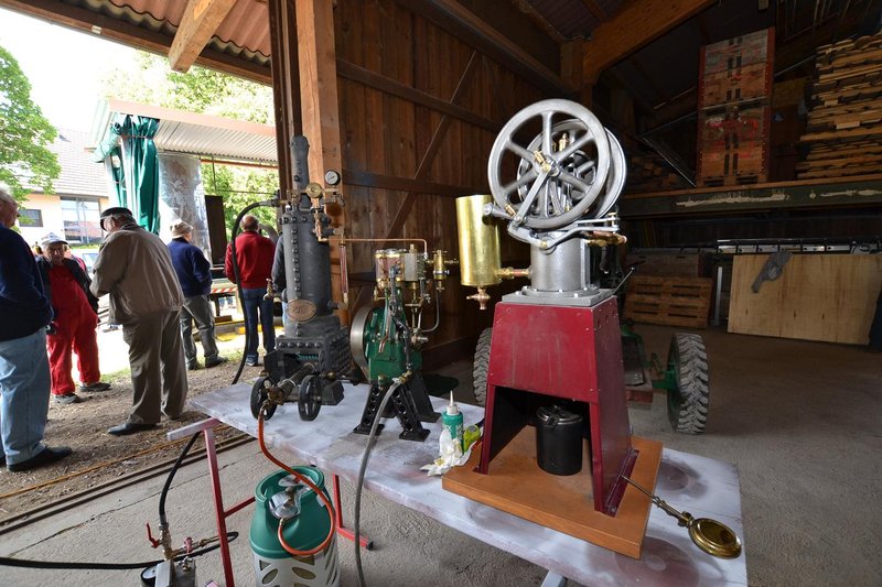 Weitere Dampfmaschinen und Heissluftmotoren