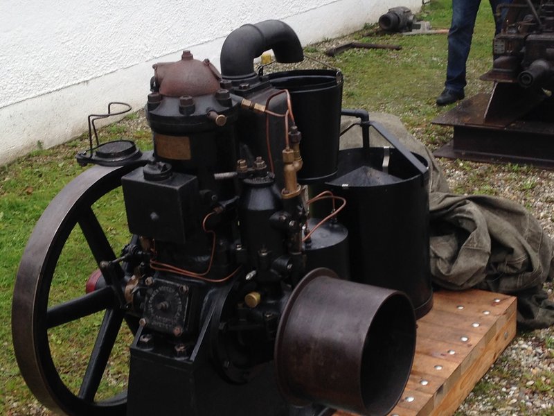 Standmotor7.jpg (754.32 KiB) 3489 mal betrachtet Regulax Glühkopf