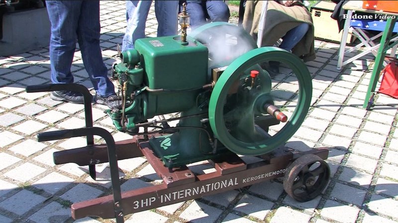 Bildschirmfoto 2015-05-01 um 14.51.19.jpg