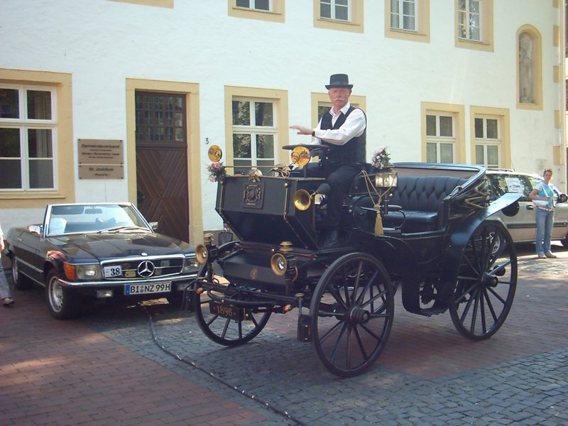 Victoria Motorkutsche.JPG