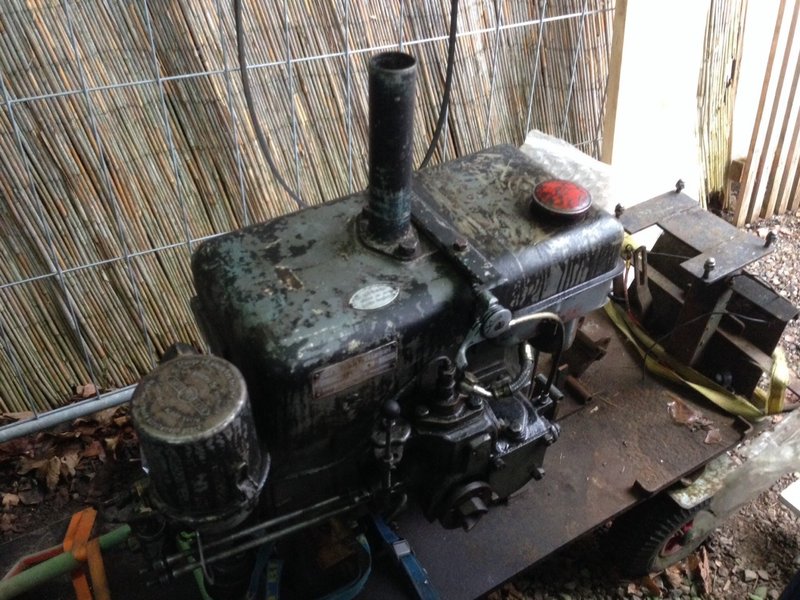 image.jpg (337.91 KiB) 3386 mal betrachtet Der Motor