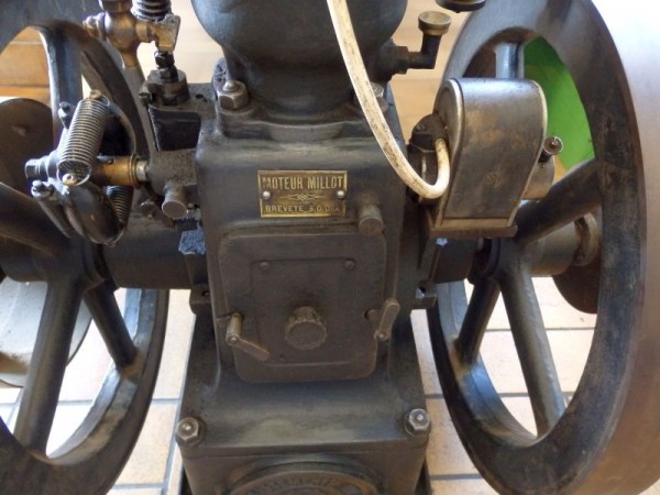 Millot Motor 003.JPG