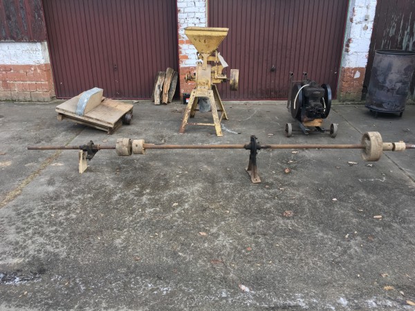 Ansicht in Fahrtrichtung von rechts