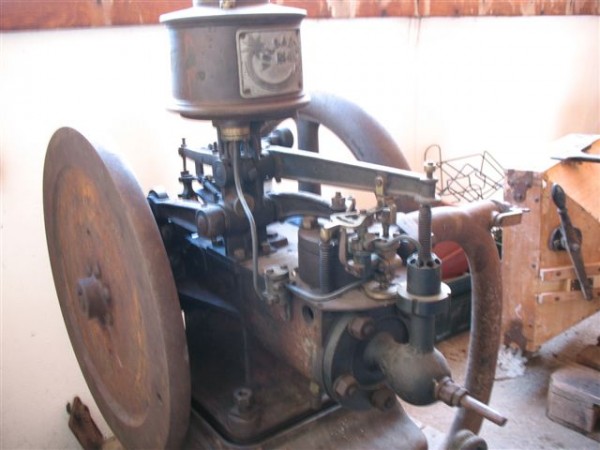 Motor von Lüde Arbon 6.jpg