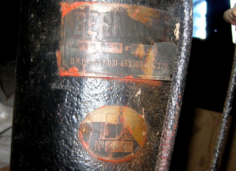 Bernard Motor 001b.jpg