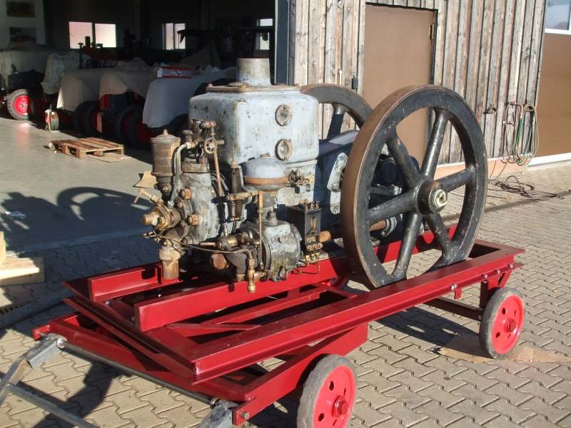 Motor vorn recgts +++.jpg