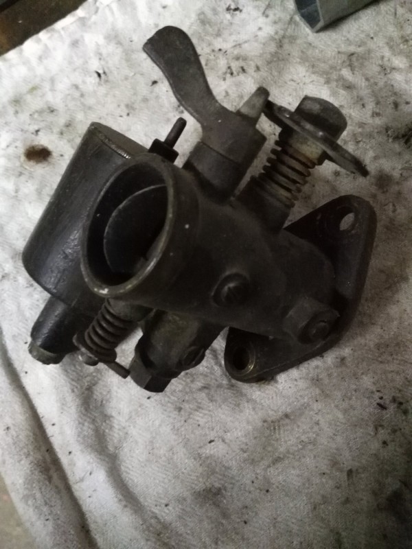 Der Vergaser kam auch dran