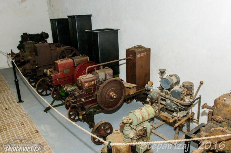 Muzeum motorismu Znojmo tsjechie museum motoruyukyu.jpg