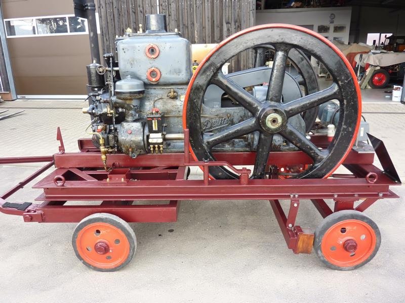 K800_Links Motor 8.3.14..JPG