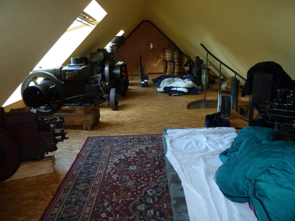 Wir durften im Spitzboden des Museums unser Nachtlager aufschlagen.