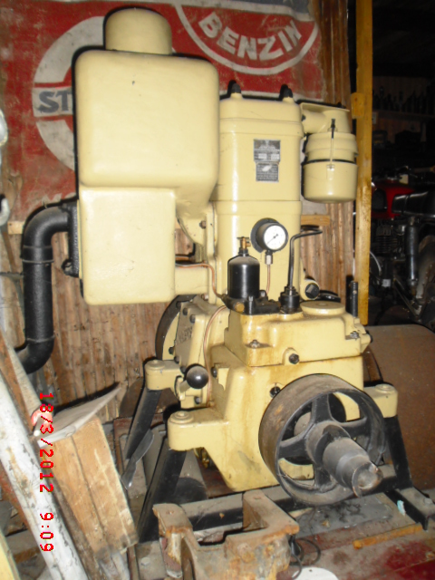 Stationärmotor 002.JPG