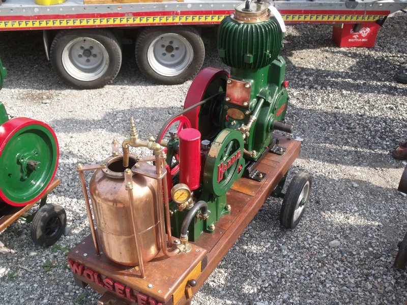 Wolsley mit Wasserpumpe